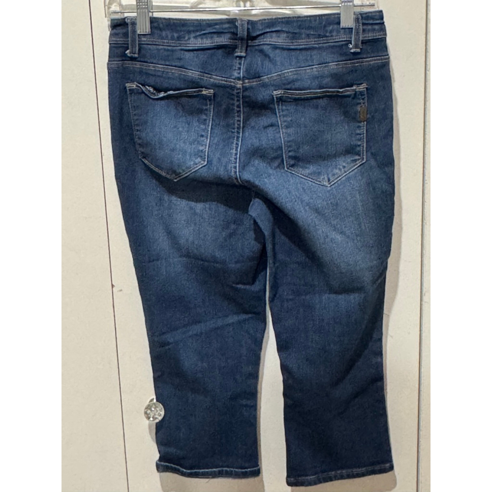 Women's 1822 Denim medium wash Blue Cropped capri Jeans Size 6 - Picture 3 of 11